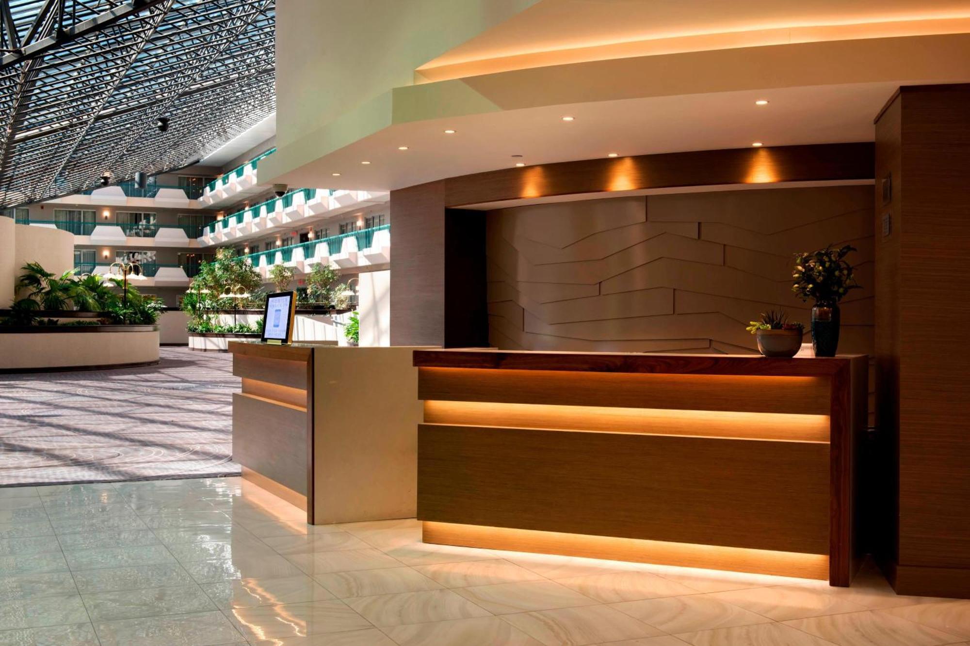 Marriott Melville Long Island Exterior foto
